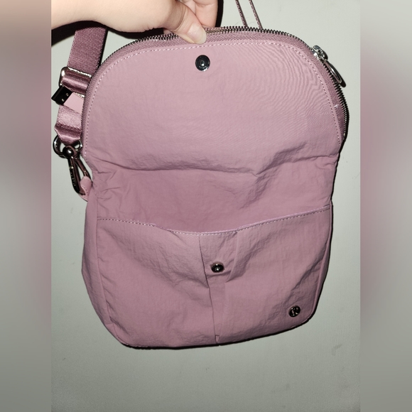 Lululemon All Night Festival Bag Lilac Rare - Picture 4 of 6